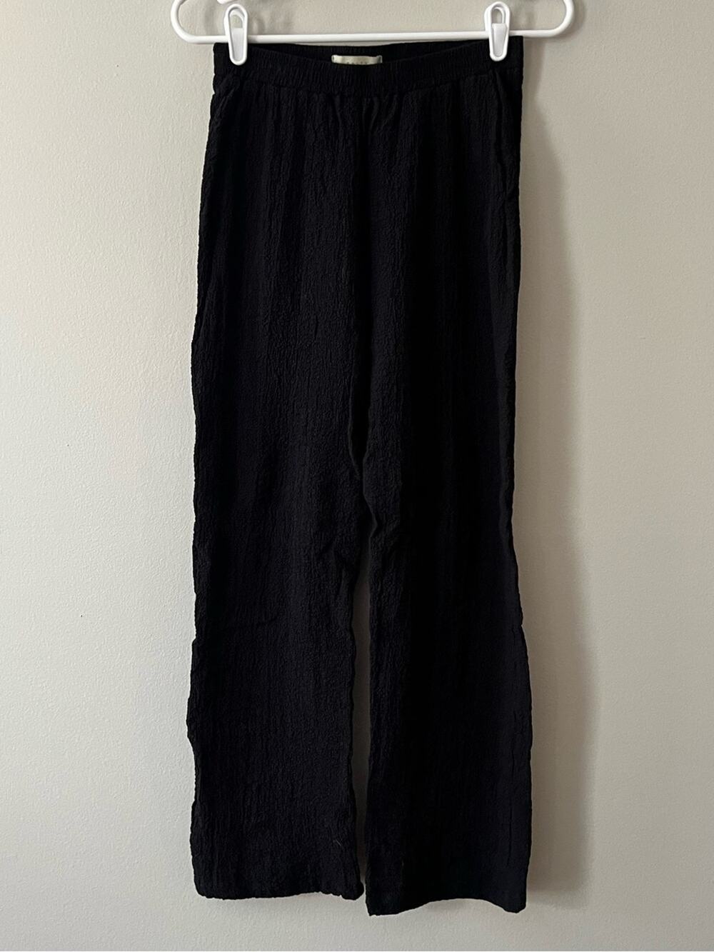 Salty Weekend Women’s Black Wide-Leg Textured Pants Size Small